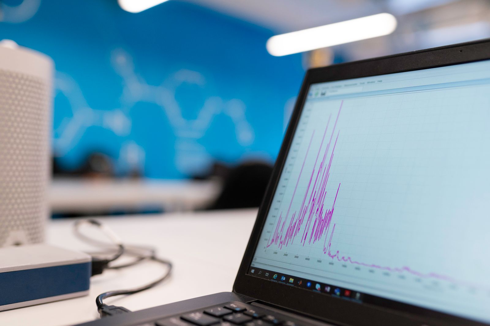 The Complete Guide to Earned Media Value: 5 Formulas Every Brand Should Know